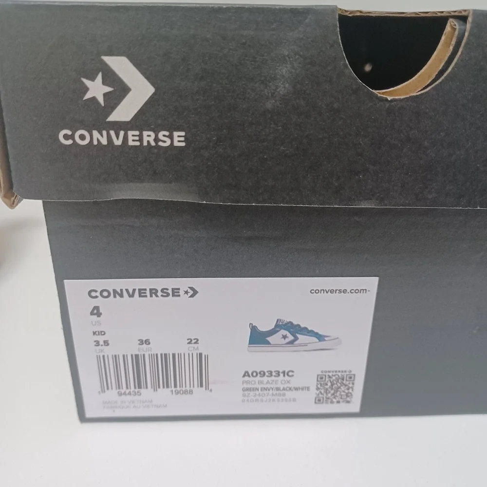 NEW NIB Converse Pro Blaze Ox Green Envy Black White Low Sneakers Kids US‎ 4